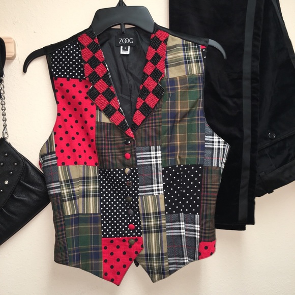 ZOOG Tuxedo Vest Red Black Beaded Collar Patchwork - Picture 2 of 8
